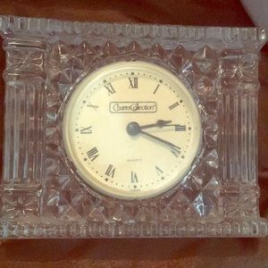 Charter collection  quartz crystal desk clock
